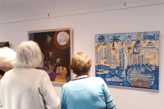 In der Überblicksausstellung im Kulturtreff